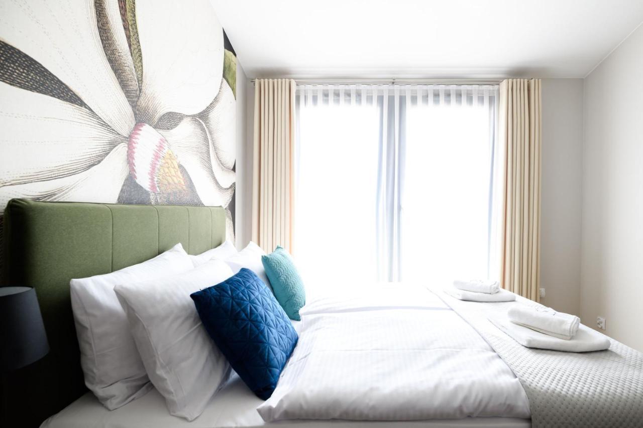 Studio double bed