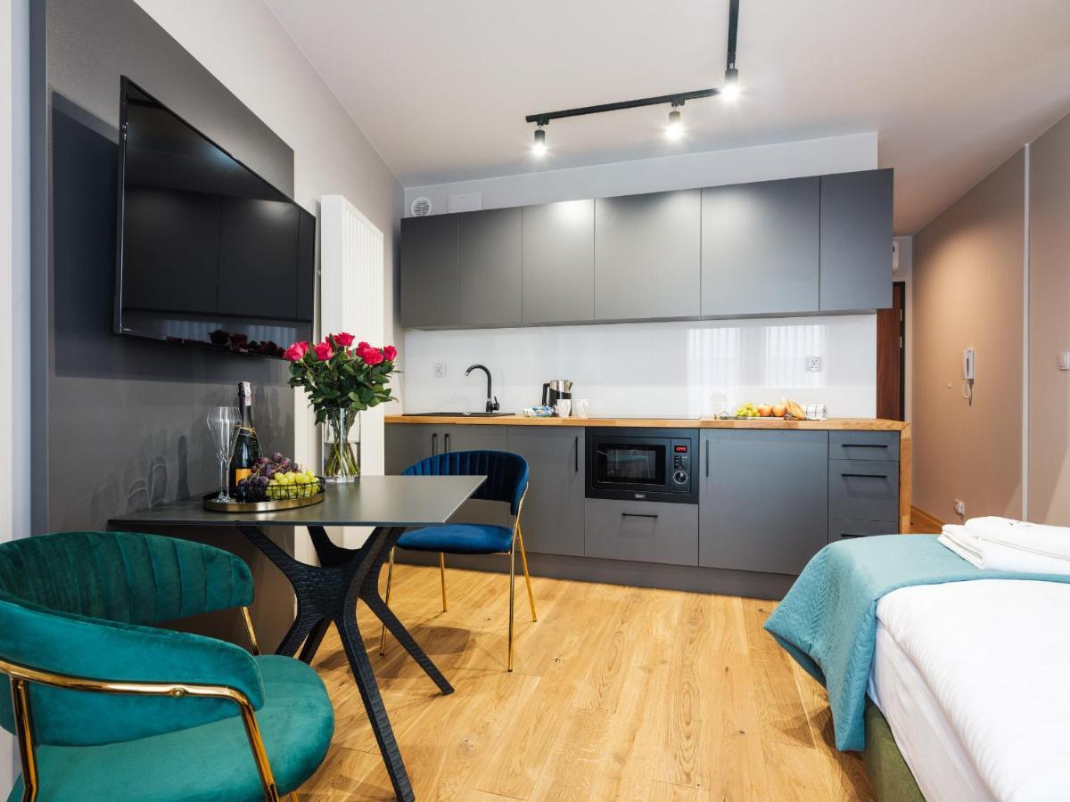 Studio double bed